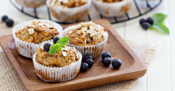 Apple and Oatmeal Muffins