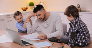 How Parents’ Stress Can Hurt Kids- Everything You Need To Know