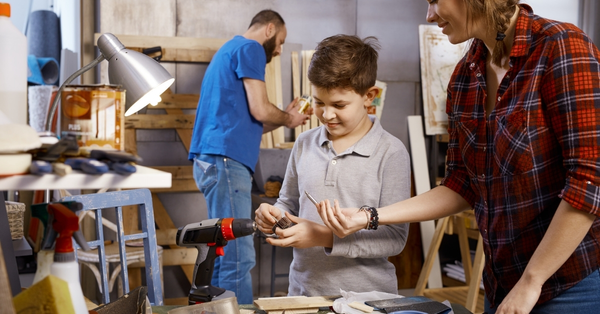 DIY Projects to Bond with Your Kids: Creating Memories Together