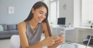 Are Likes and Comments Affecting My Teen's Self-Worth?