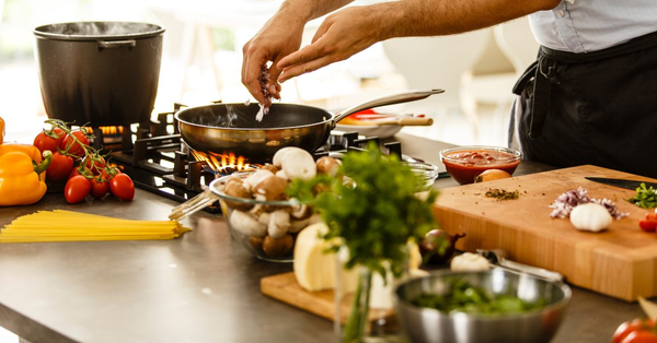 5 Cooking Tips to Take the Stress Out of Meals During the Busy Summer