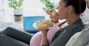 Managing Cravings and Maintaining a Healthy Weight While Pregnant