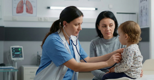 Pneumonia vs Flu in Kids: Symptom Guide for Parents