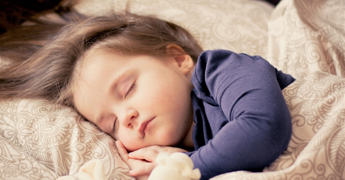 4 helpful tips to make your child sleep alone