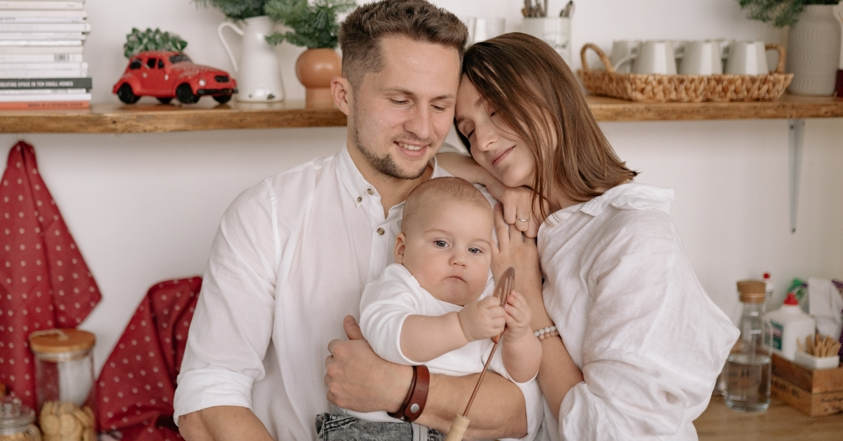 10 Essential Tips for New Parents: From Diapers to Sleep