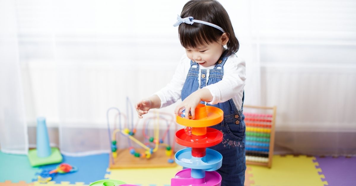 Activities to develop fine motor skills 