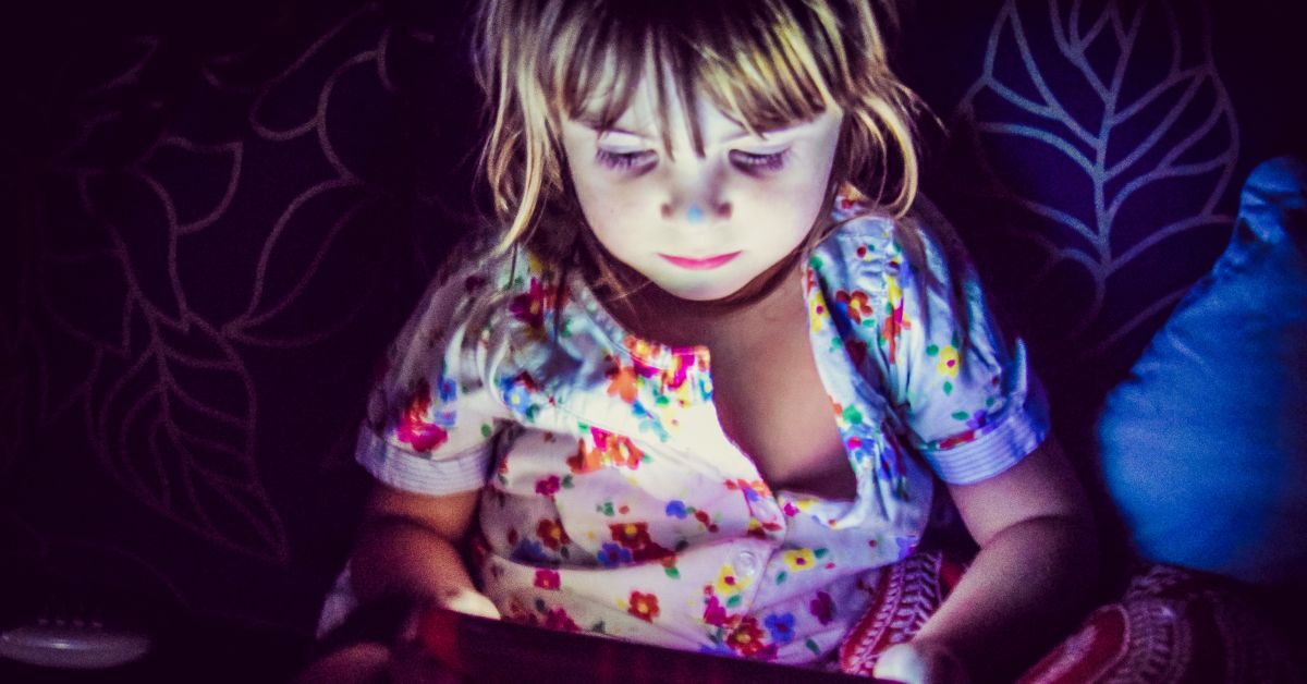 Giving a Phone to Your Child Is Not the Solution: Understanding the Impacts and Alternatives
